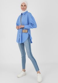 Modanisa ICE- BENIN - Vaqueros pitillo - light blue
