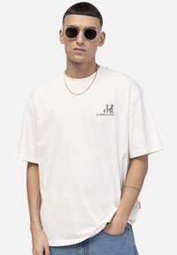 Redefined Rebel GUSTAVO TEE GOTS - T-shirts med print - pristine