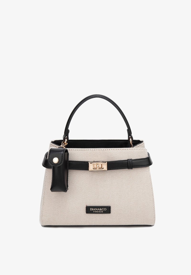 Sac à main en tissu beige avec poignée en cuir noir, bandoulière et petite pochette, avec fermoir doré et plaque logo Diana & Co Firenze.