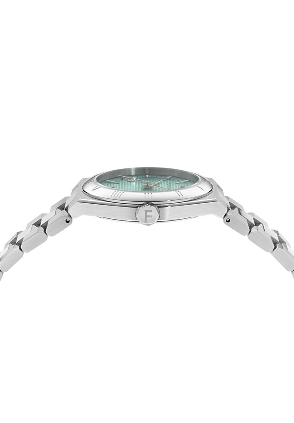 ZB-VEGA UPPER EAST 35MM-F - Watch2