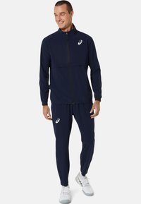 ASICS MEN MATCH JACKET - Spordijakk - midnight