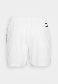 Tommy Hilfiger DRAWSTRING - Calções de banho - white