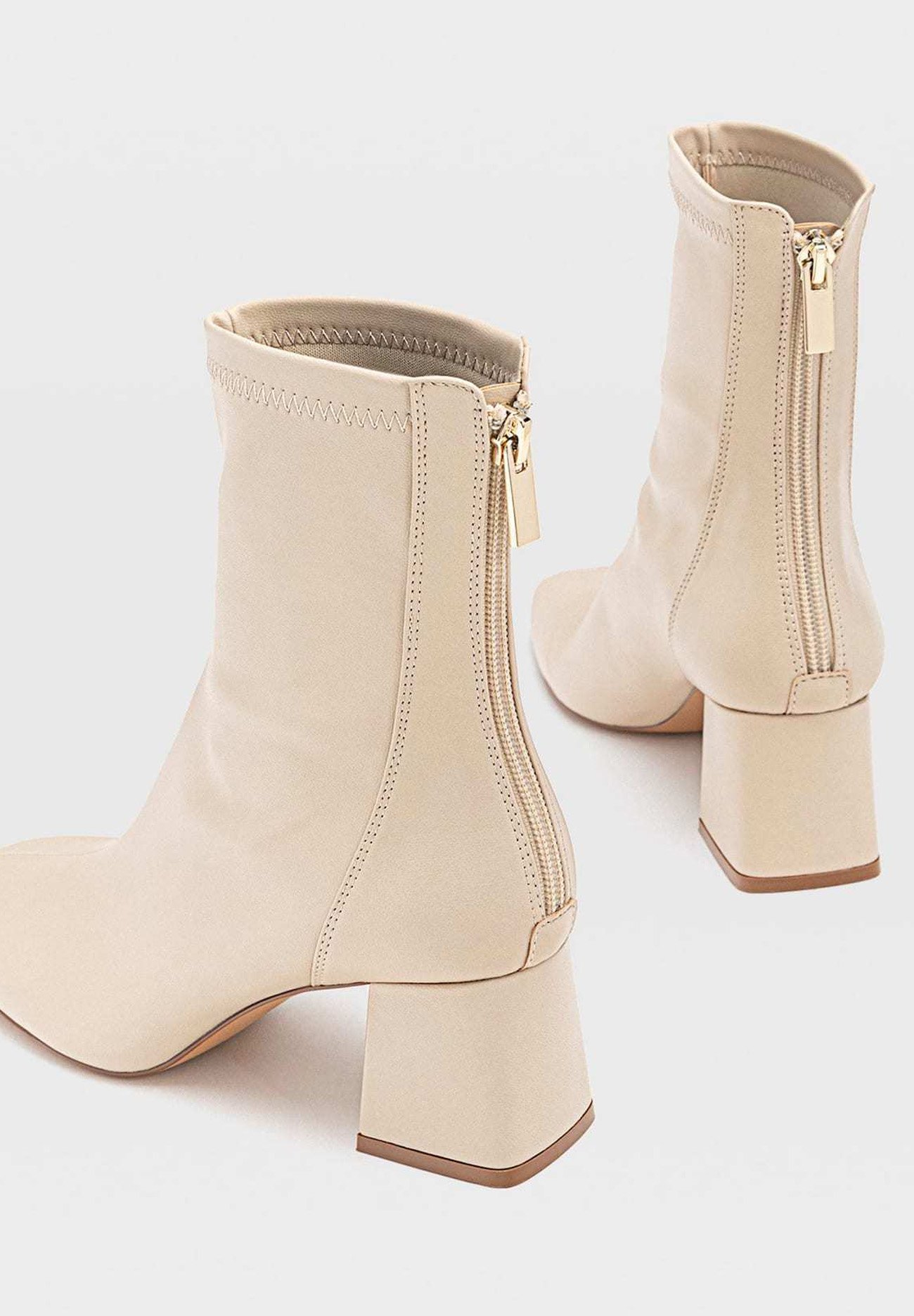 stiefeletten mit absatz zu stoffhose stiefeletten mit absatz zu stoffhose