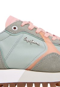 Pepe Jeans ARI SNUG - Tenisice - palm green