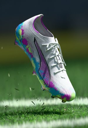 ULTRA 6 ULTIMATE BRILLIANCE FG - Moulded stud football boots - white/fizzy apple/bright aqua/pure magenta