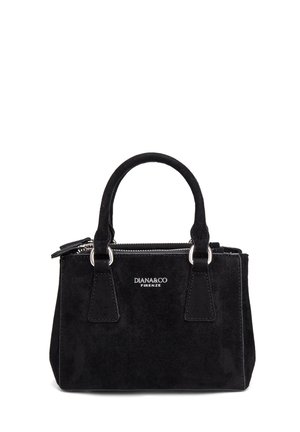 Zwarte suède handtas met dubbele handvatten, zilveren rits en het logo "DIANA&CO FIRENZE" centraal aan de voorkant.
