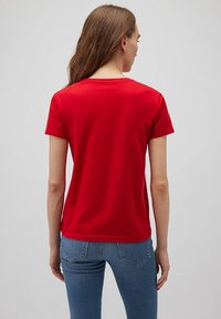 Mavi KURZARM CAT HEART - T-Shirt print - rot