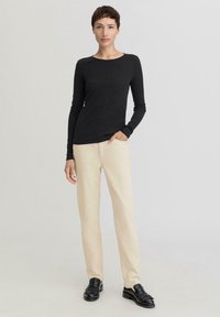 hessnatur MERINO - Langarmshirt - schwarz