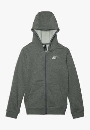Grauer Nike Reißverschluss-Hoodie mit Kapuze, Fronttaschen und weiß gesticktem Logo auf der linken Brust.