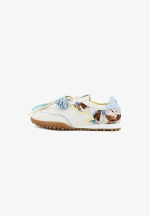 GIO+, SNEAKERS CAMOSCIO BASSOTTO - Sneakers basse - panna