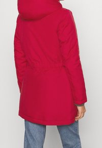 ONLY Abrigo de invierno - red