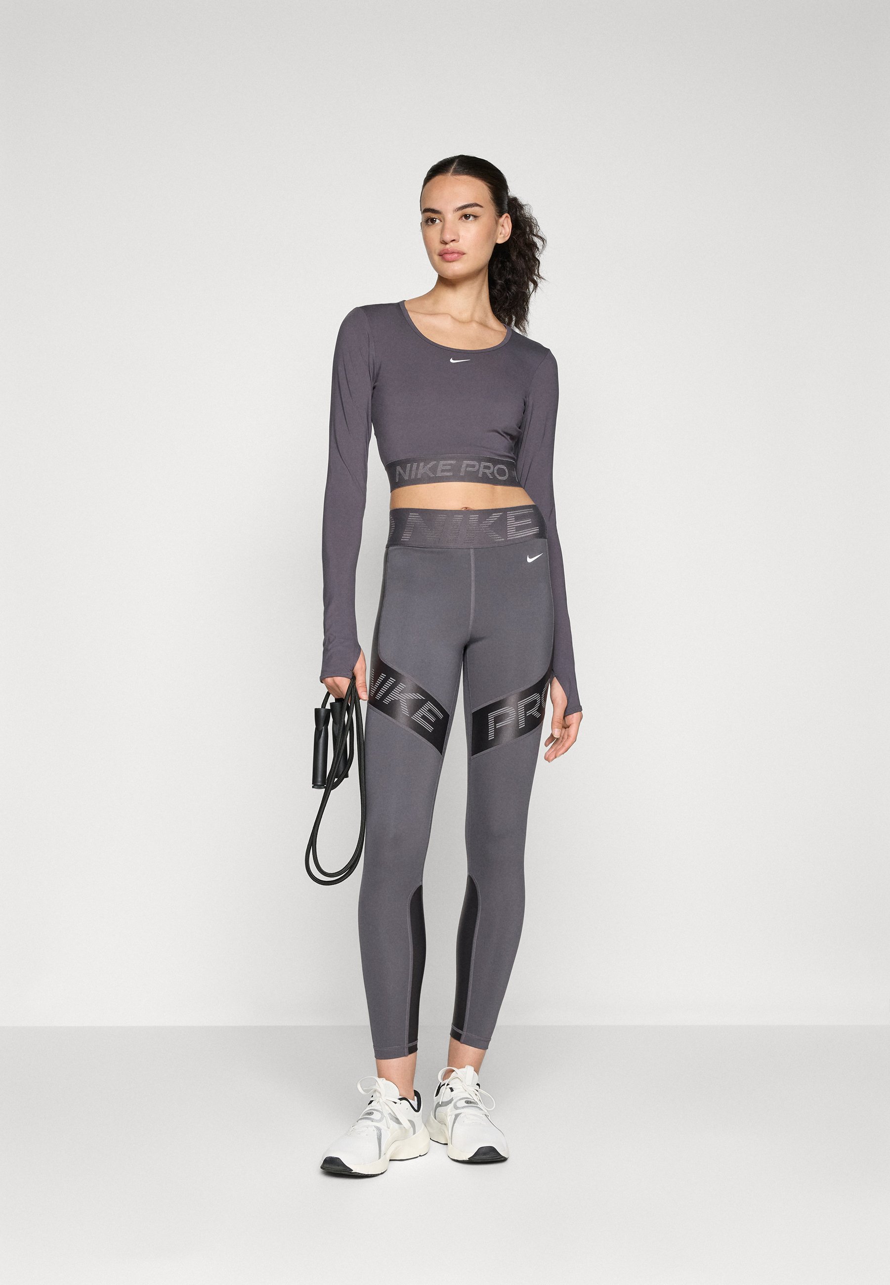 nike pro grey leggings women's