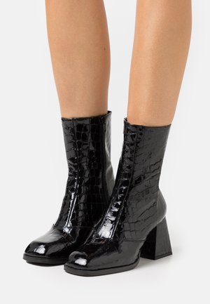 Topshop, Bottines - black