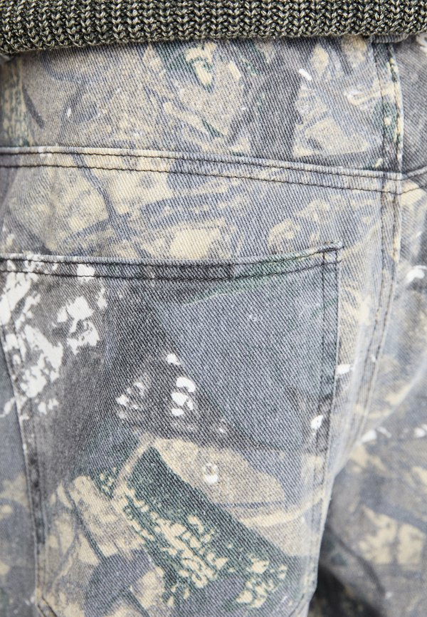 FOREST CAMO COLOSSUS UNISEX - Loose Jeans - khaki3