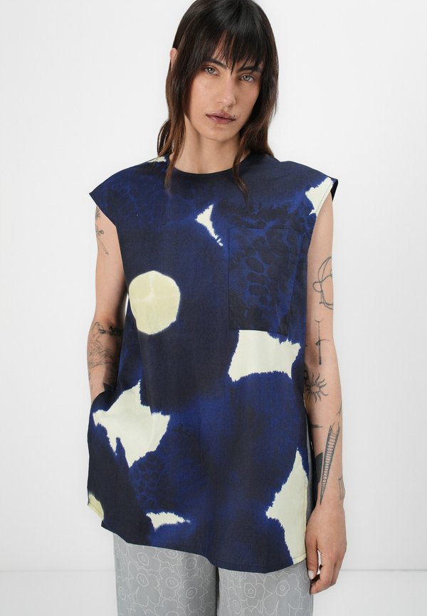 KAKSIN KEHÄKUKKA - Blouse4