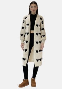 Niet geselecteerd, beige