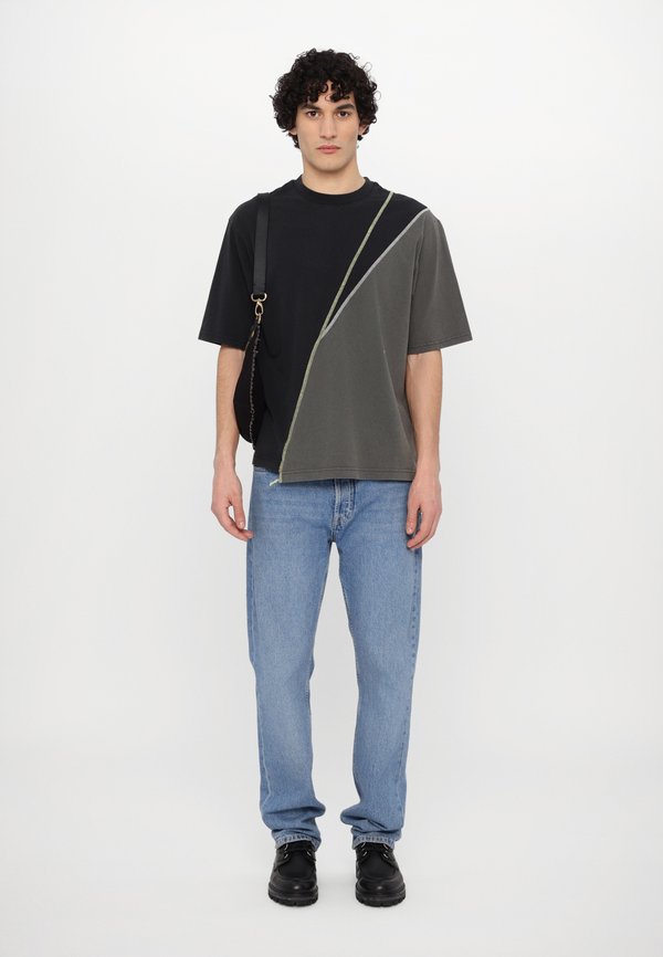 SPLICED - Print T-shirt3