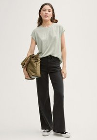 TOM TAILOR DENIM MIT STREIFENMUSTER - Triko s potiskem - green white stripe