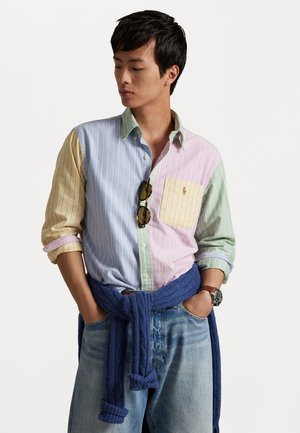 CUSTOM FIT STRIPED OXFORD FUN SHIRT - Button down-skjorte - multi-coloured