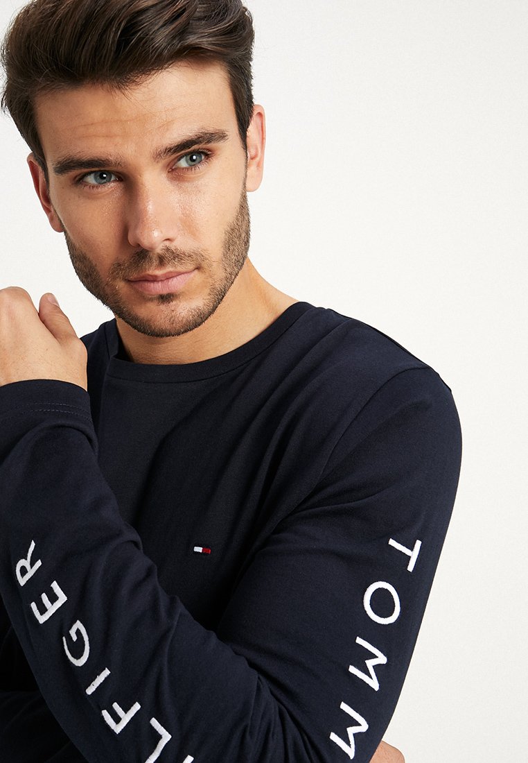 tommy hilfiger long sleeve shirts mens
