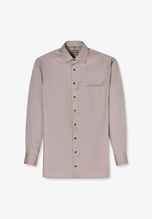 Hellbraunes Herrenhemd mit langen Ärmeln, Knopfverschluss, spitzem Kragen, Brusttasche und sichtbaren braunen Knöpfen vorne.