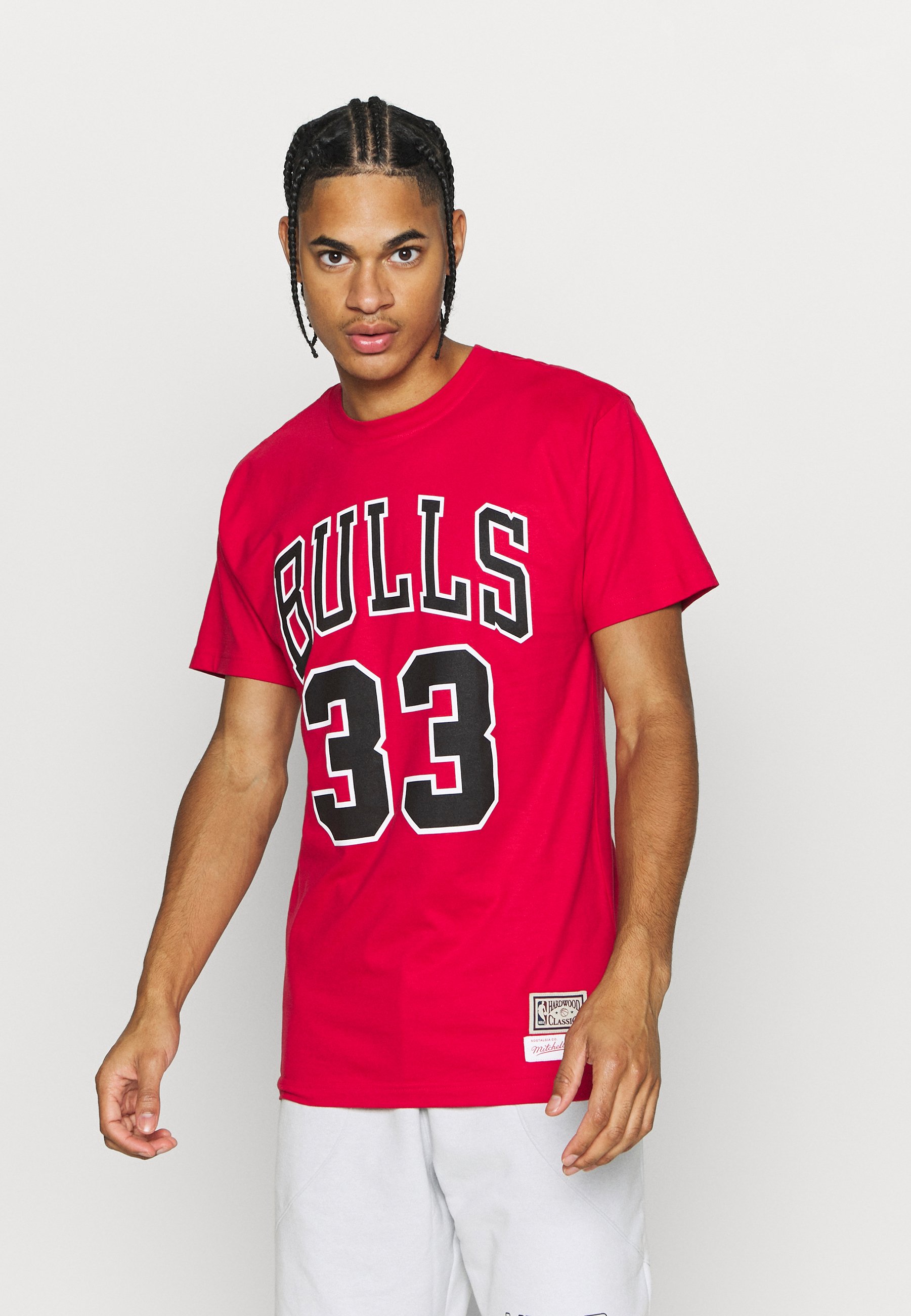Mitchell & Ness NBA CHICAGO BULLS SCOTTIE PIPPEN NAME AND Mitchell & Ness NBA CHICAGO BULLS DENNIS RODMAN NAME AND
