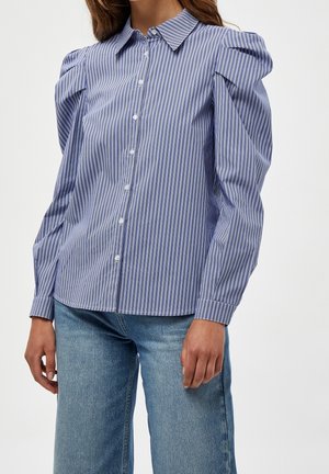 Blus - blue