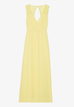 Vestido maxi amarillo con detalle de encaje en los hombros, escote en V profundo, cintura fruncida y falda fluida confeccionada en una tela ligera.
