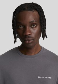 Lyle & Scott T-shirt básica - gunmetal cove