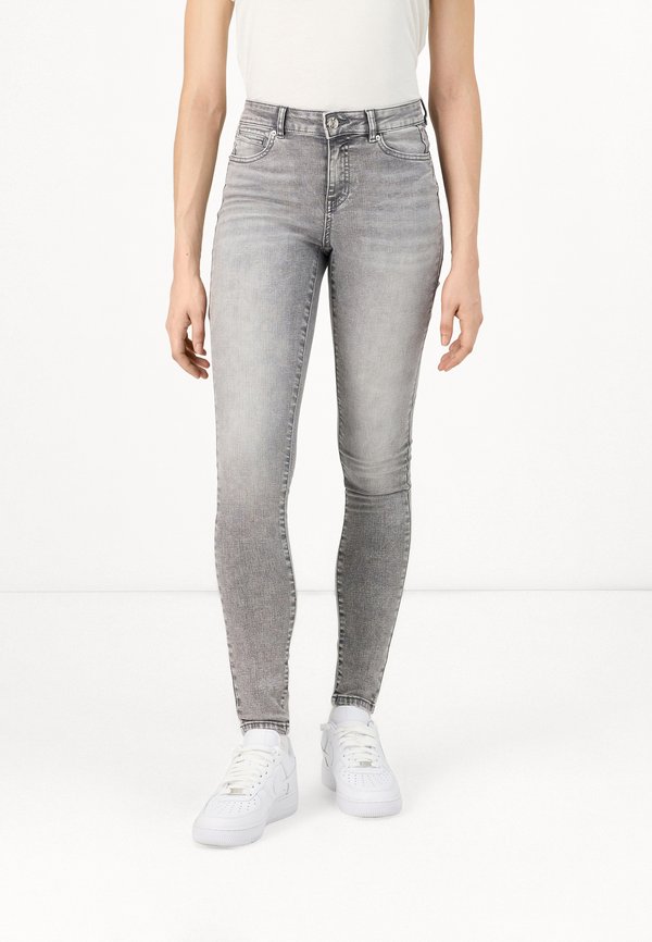 ONLWAUW MID WAIST LANK COIN  - Jeans Skinny Fit