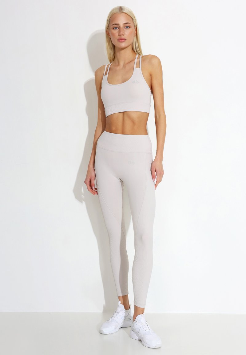 Carlheim ACTIVEWEAR RIKKE - Legging - beige