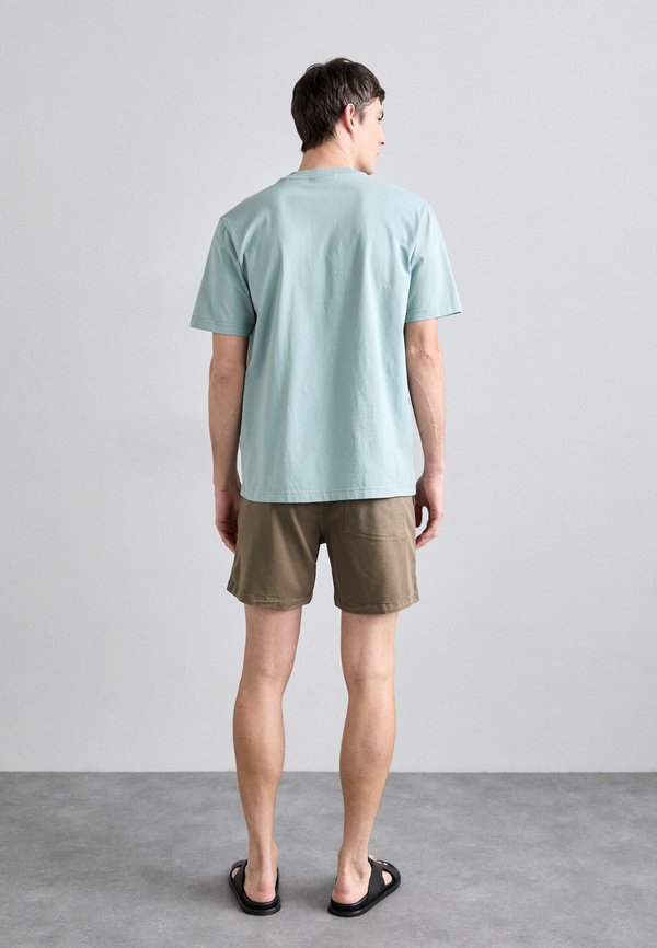 GREGOR - Shorts - khaki4