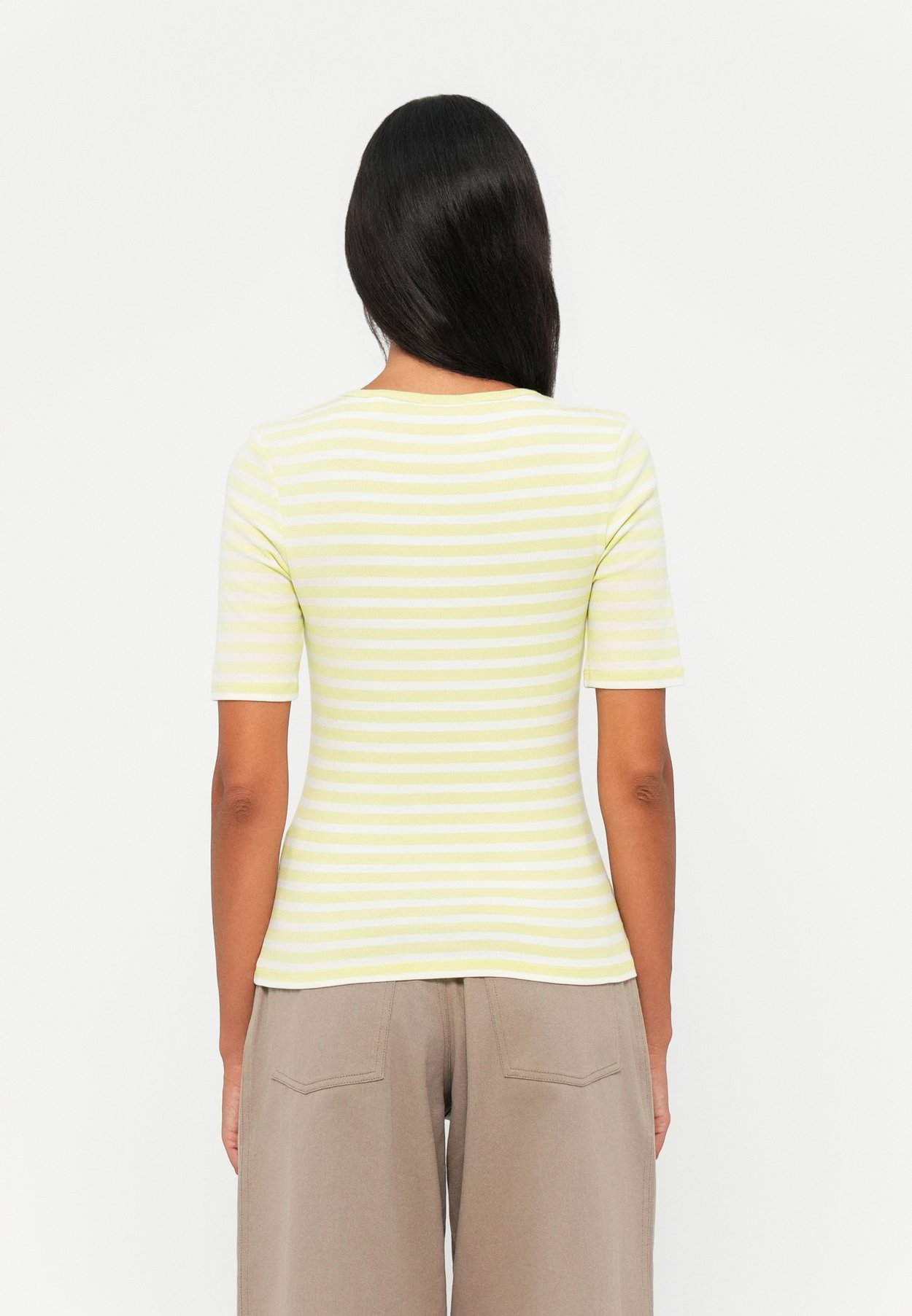 SLIM FIT