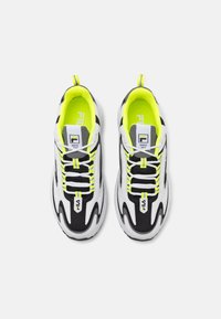 Fila ACTIX - Sneakers basse - black/safety yellow