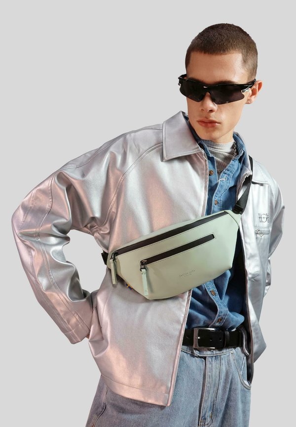 SPLÄSH  - Gürteltasche - muted mint