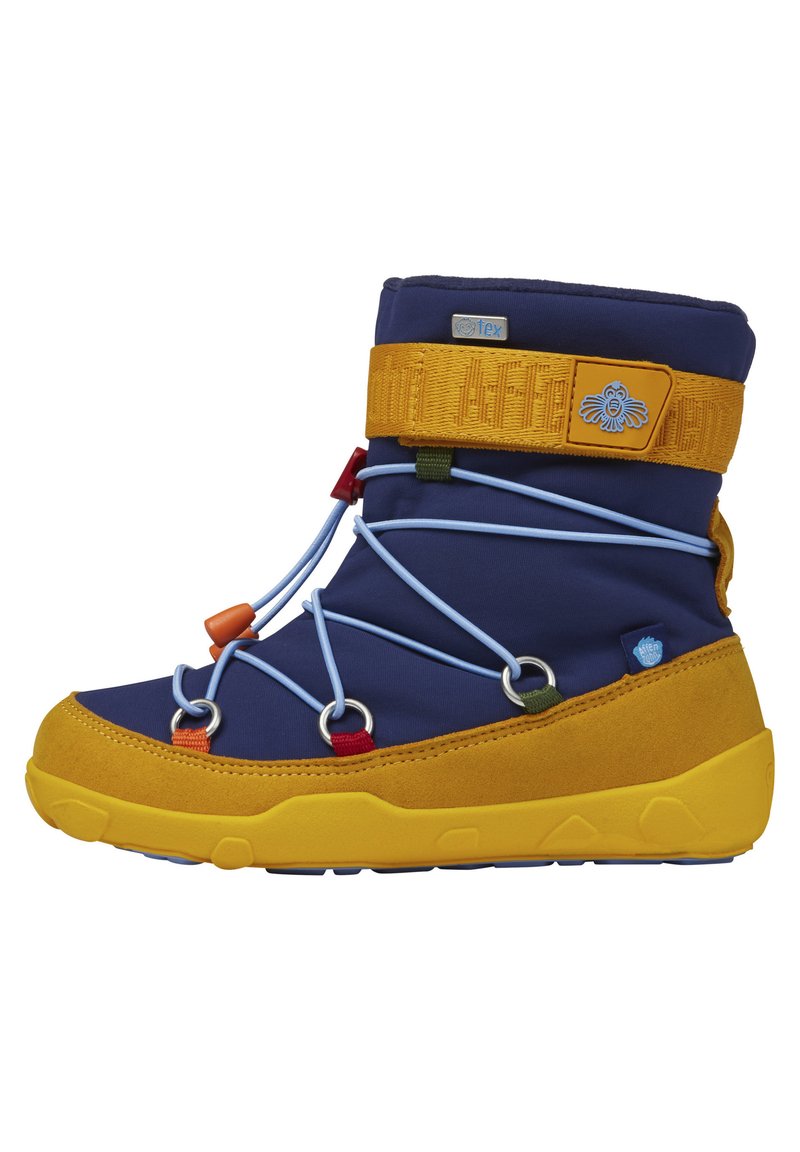 Wasserdichte blaue Textilstiefel mit gelber Synthetiksohle, elastischem Schnürsystem und gepolstertem Knöchelriemen in leuchtenden Akzentfarben.