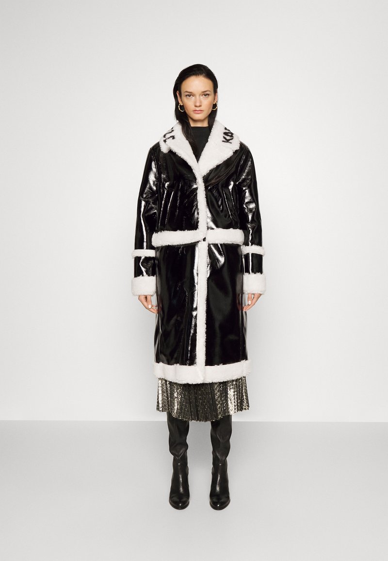 KARL LAGERFELD FAUX SHEARLING TRANSFORM COAT Classic coat black
