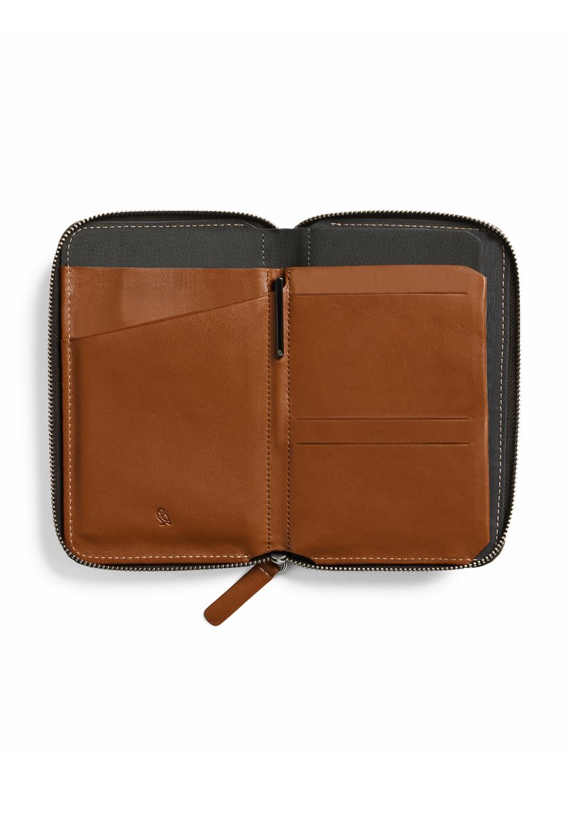 Herren Geldbörsen | Bellroy TRAVEL FOLIO Reisepassetui caramel/hellbraun - ZP53496 Herren Geldbörsen | Bellroy TRAVEL FOLIO Reisepassetui caramel/hellbraun - ZP53496