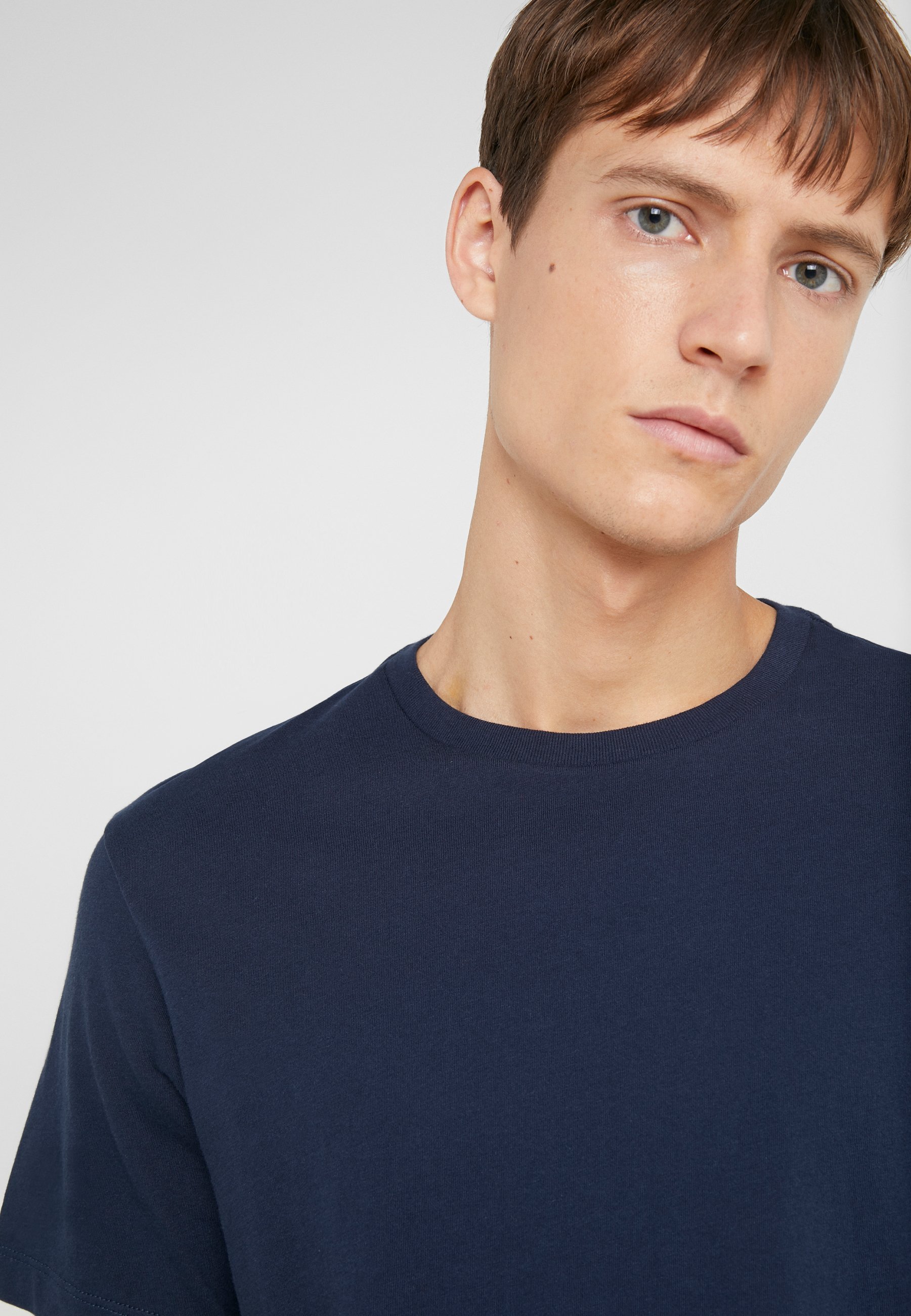 J.CREW BROKEN IN CREW T shirts navy Zalando.no J.CREW BROKEN IN CREW - T-shirts - navy