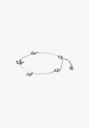 Ezüst lánc karkötő öt kis virág alakú medállal és állítható kapoccsal, fehér háttéren.