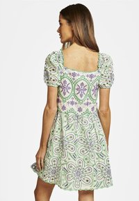 Alma en Pena Freizeitkleid - morado