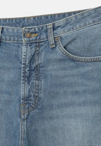 Thumbnail Image 7