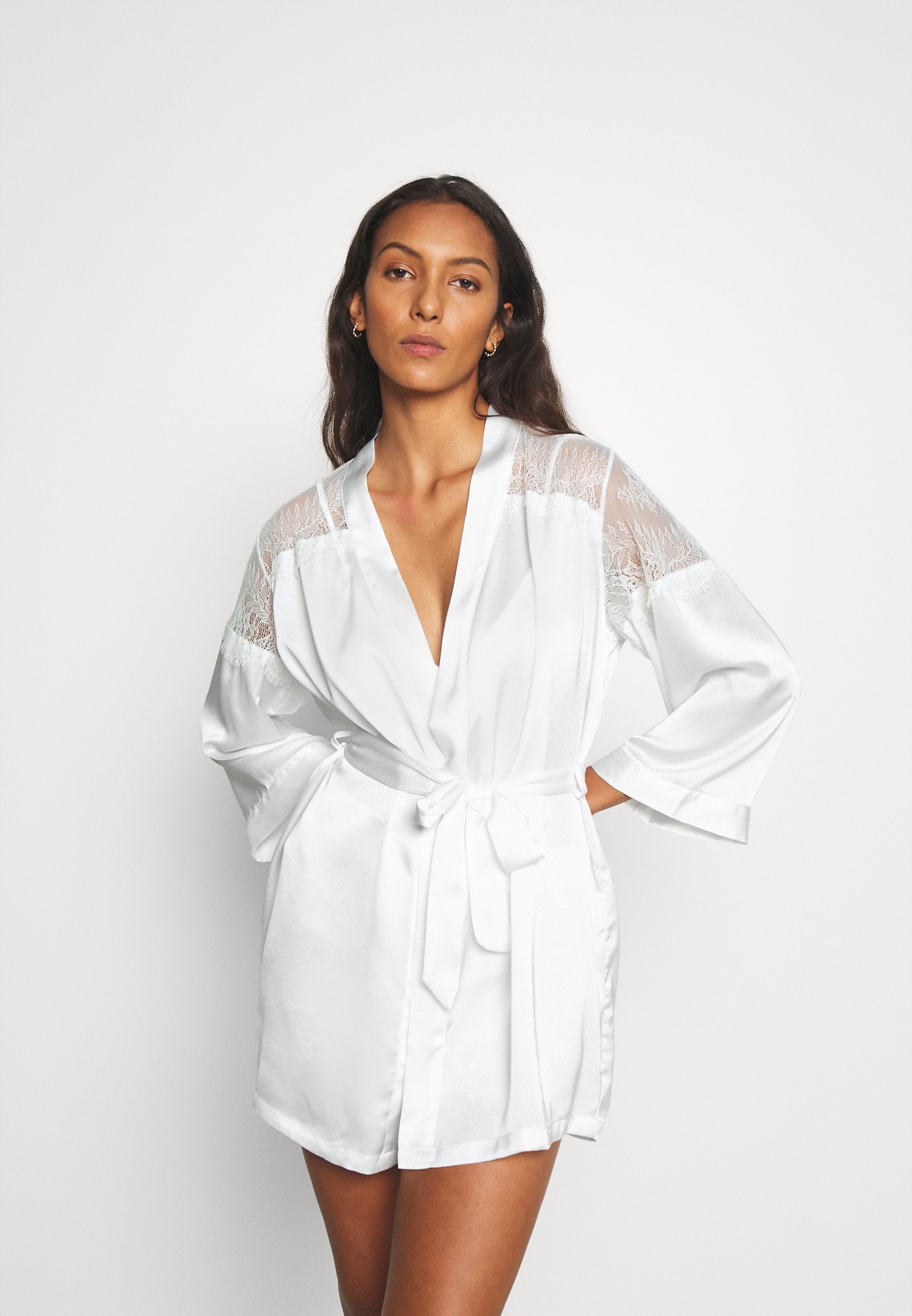 robe caftan blanche