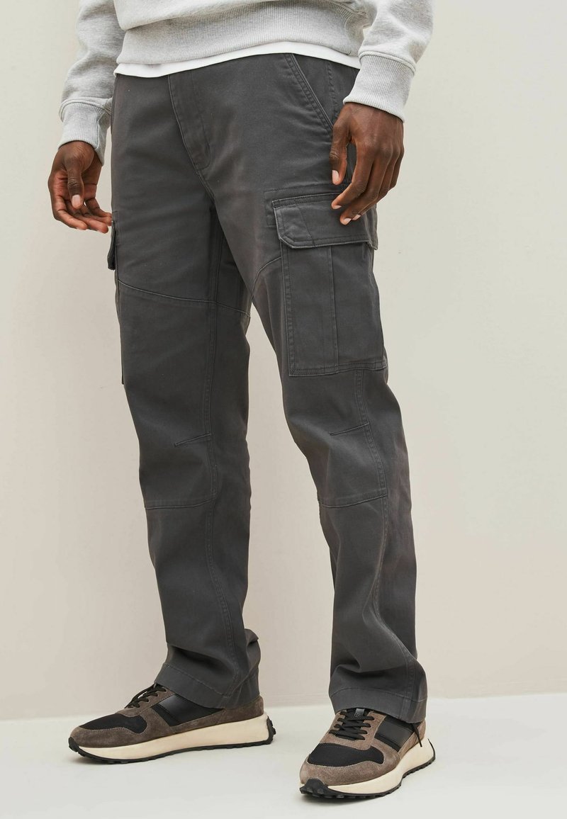 Next REGULAR FIT STRAIGHT LEG STRETCH - Chino hlače - charcoal grey
