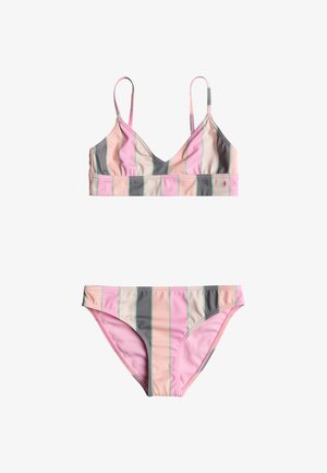 Gestreept bikini-set met een driehoekige bralette en middellange onderkant. Kleuren zijn roze, grijs en room met lichtgroene accenten.