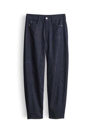 Pantalon en jean foncé avec une coupe droite, poches avant et fermeture par bouton. Texture lisse avec des détails de couture subtils.