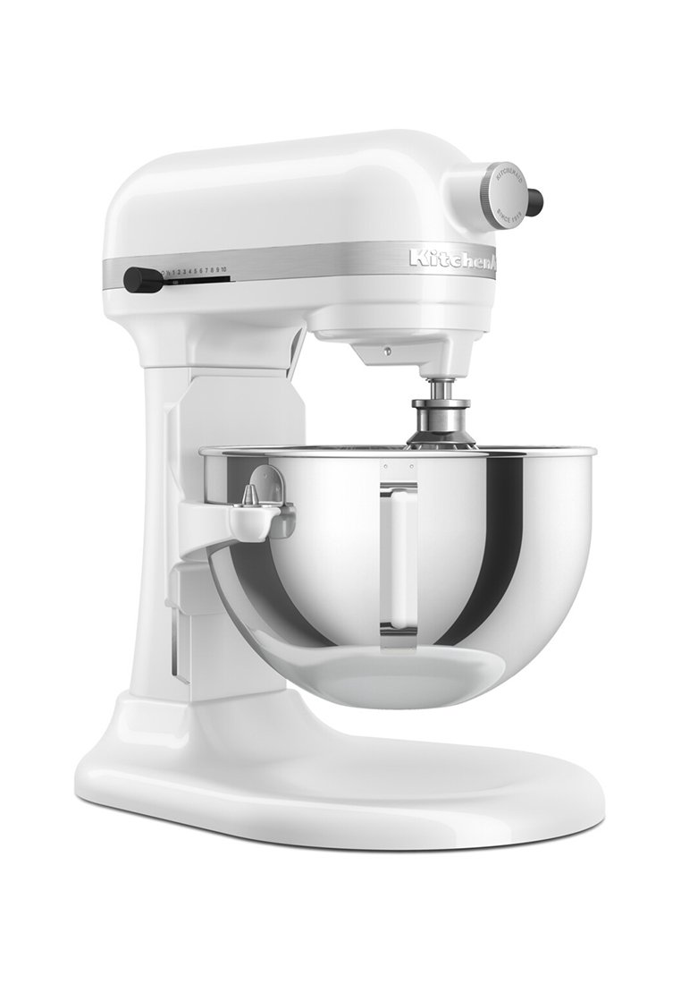 Weißer Standmixer mit einer Edelstahlschüssel, runder Form, einem schwarzen Drehknopf und einem silbernen Bedienfeld mit nummerierten Einstellungen.