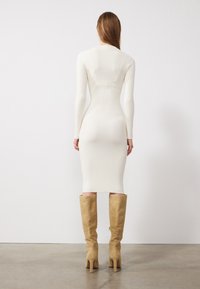 Anna Field Shift-haljina - off-white