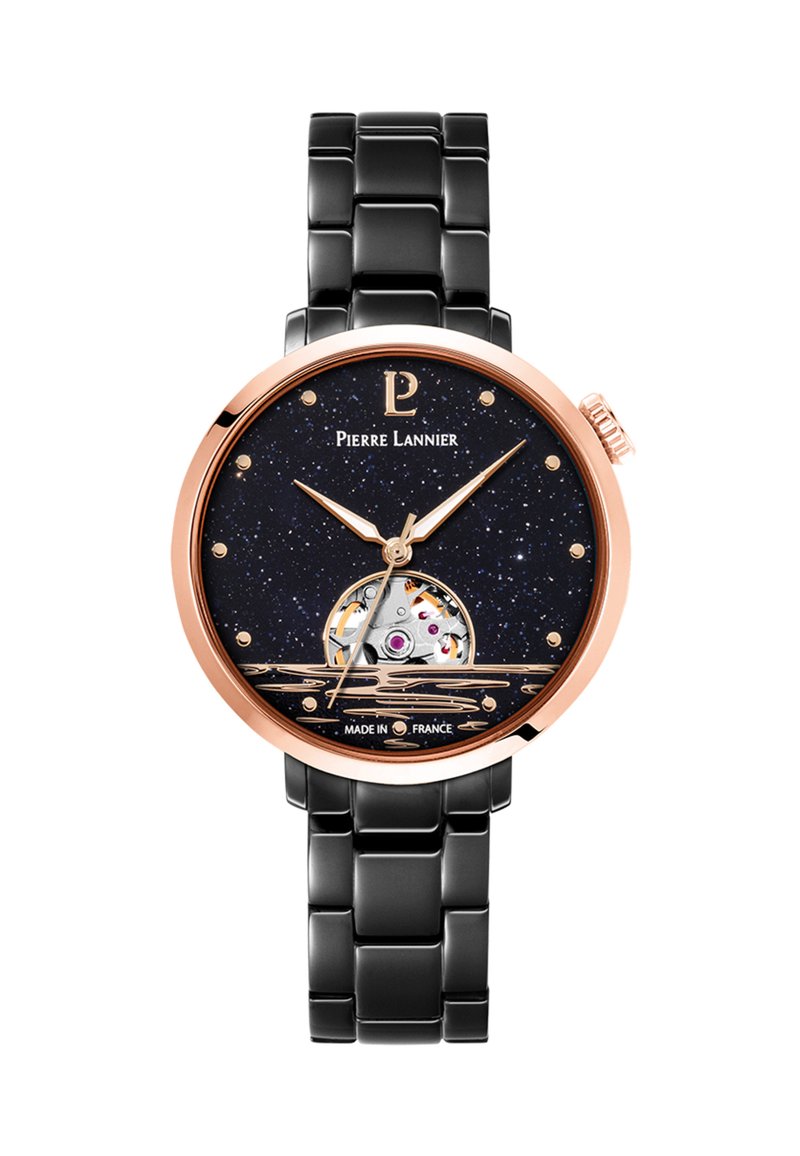 Reloj de acero inoxidable negro con una esfera negra estrellada, acentos en oro rosa, fondo de caja transparente y una carátula redonda con características minimalistas.