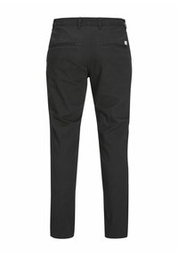 Pantaloni neri con un design a gamba dritta, realizzati in un tessuto liscio. Presentano due tasche posteriori e una piccola etichetta del marchio sulla cintura.